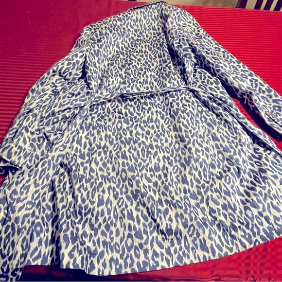 Pre-Owned Purple Leopard Print Susan Graver Raincoat - Picture 6 of 6